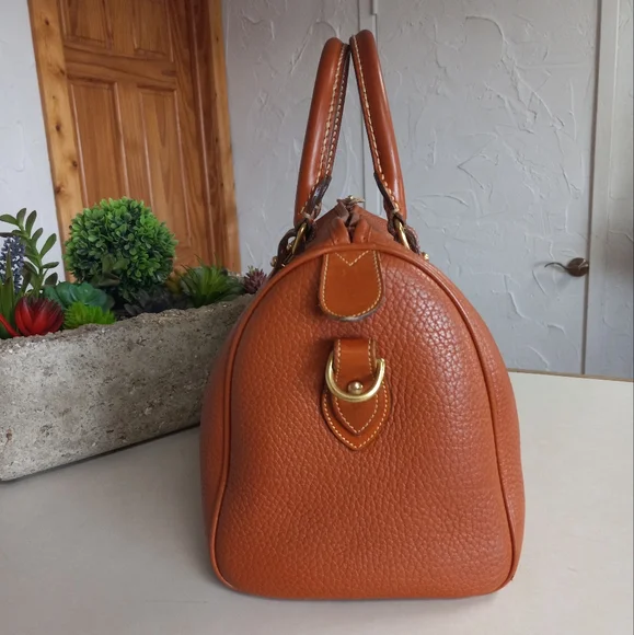 Dooney & Bourke, Pre Date Tag, 1980s Large Boston Bag - Picture 4 of 15